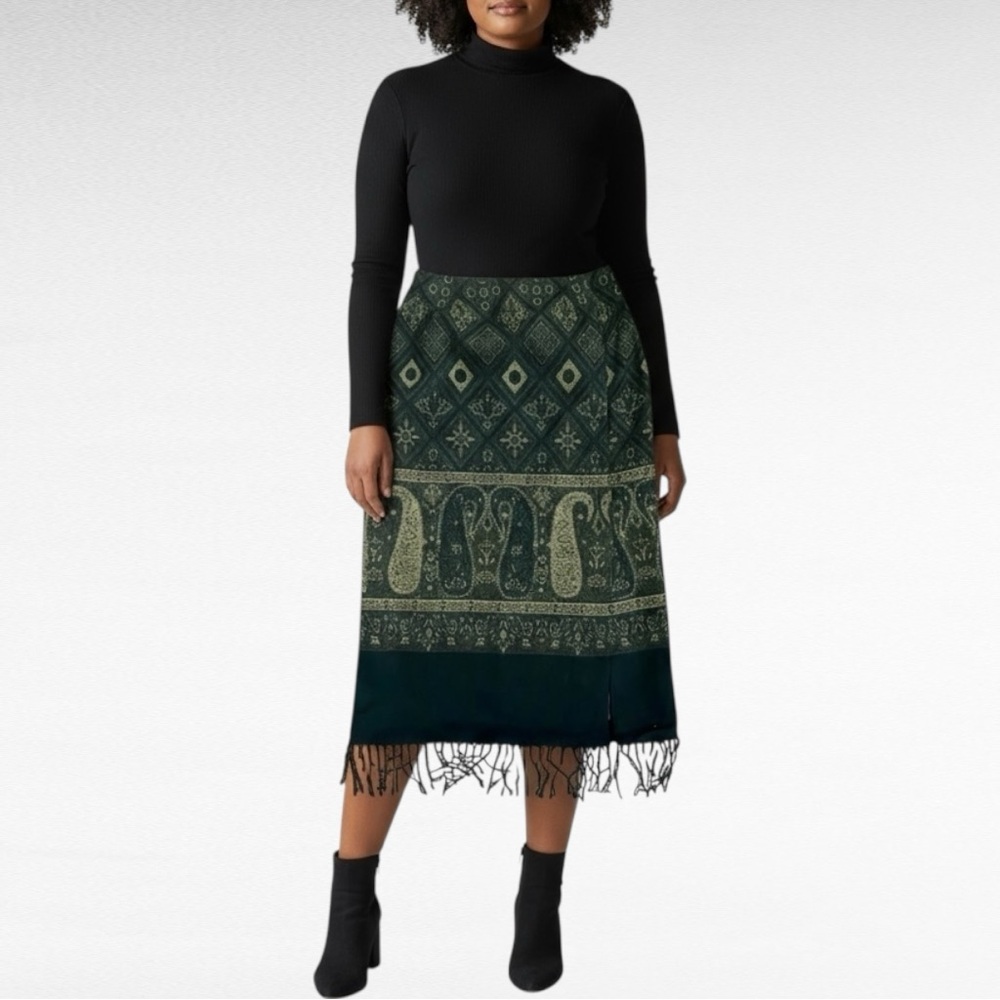Parisian Signature | Olive Green Ethnic Paisley Wool Blend Fringed Midi Skirt